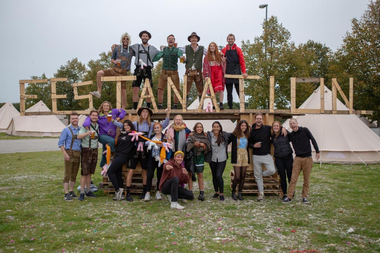 ホテル Festanation Oktoberfest Camp #2 ミュンヘン エクステリア 写真