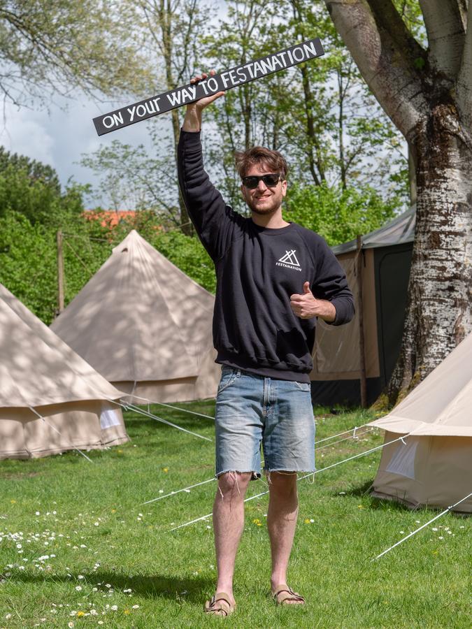 ホテル Festanation Oktoberfest Camp #2 ミュンヘン エクステリア 写真